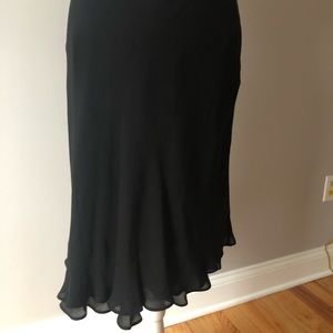 Black skirt. Kate Hill. Size 8p